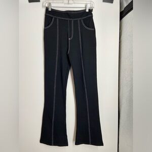 Urban outfitters black pants ,‎ side zip, top stitch, sz S